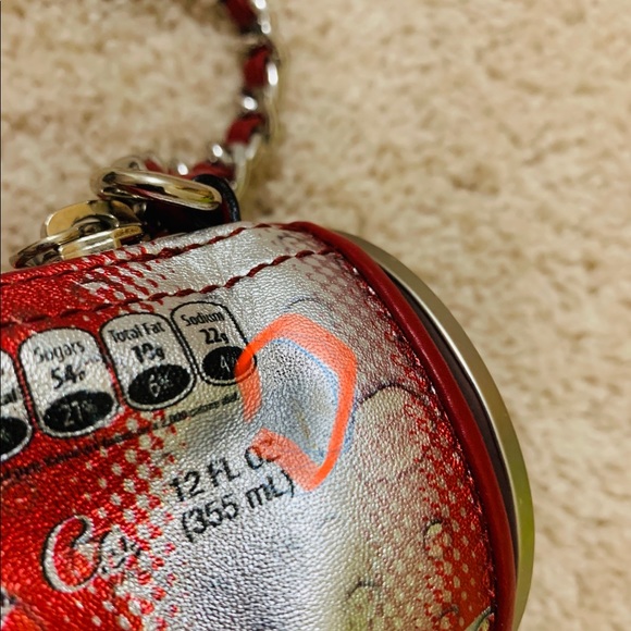 Authentic Moschino cola bag very nice - Picture 5 of 15